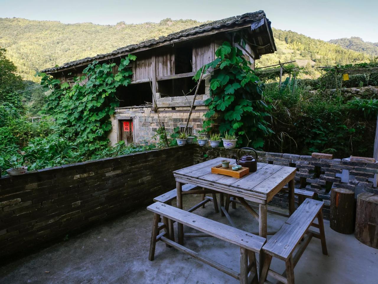 Tulou Herongzhuang Inn Nanjing  Exterior photo